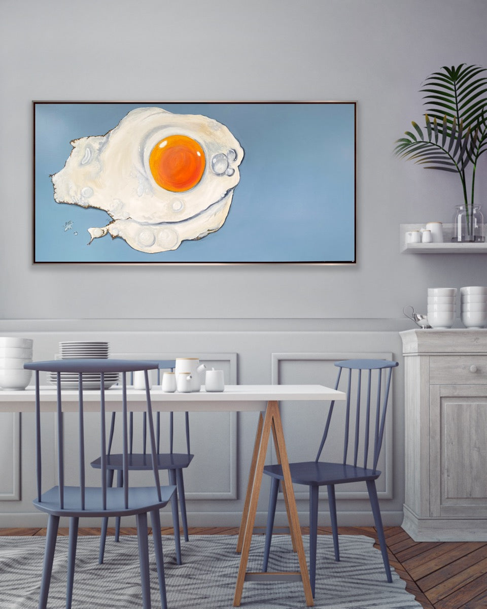 Som blommen i et æg.